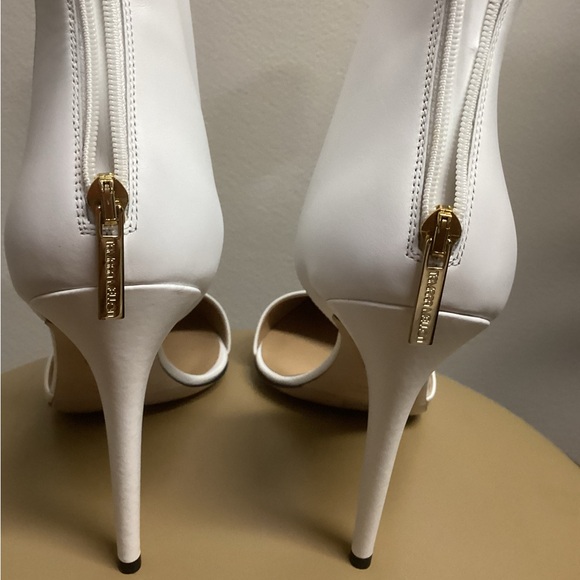 Tamar Mellon - Picture 5 of 12